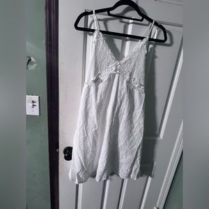 Lace sun dress code back